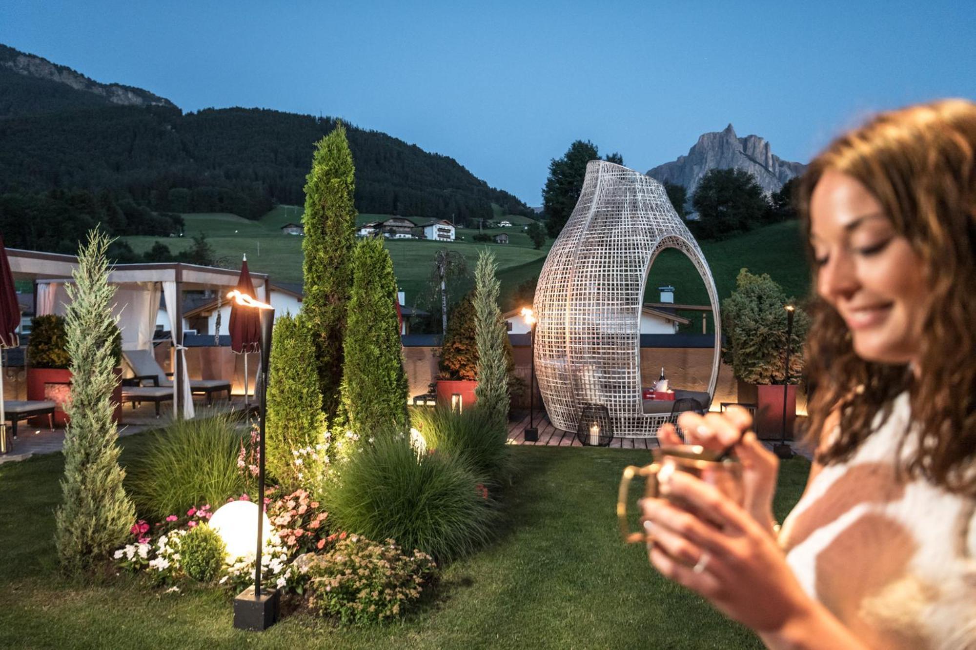 Abinea Dolomiti Romantic Spa Castelrotto Exterior foto